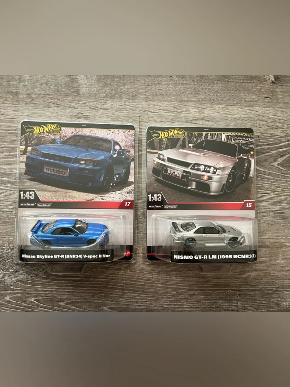 Hot Wheels Premium Nismo GT-R LM Nissan Skyline GT-R 1:43 Metal Die-Cast Car Lot